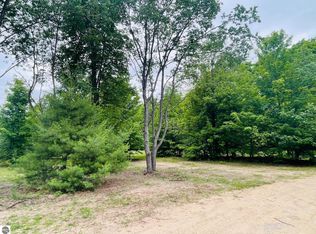 1 Del Mason Rd, Bellaire, MI 49615