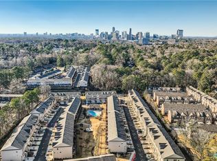 2093 Pine Cone Ln #26-27, Atlanta, GA 30319