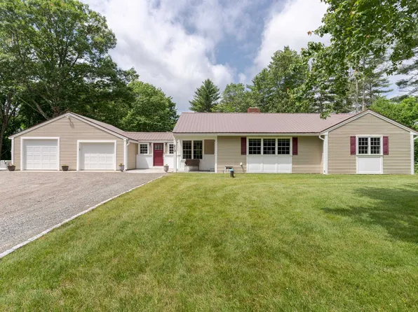210 Pickpocket Road, Brentwood, NH 03833