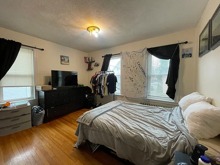 69 Fairbanks St #2 — Photo 24