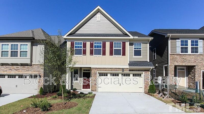 1st image of 213 Begen St