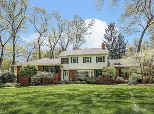 67 Rolling Hill Dr, Chatham, NJ