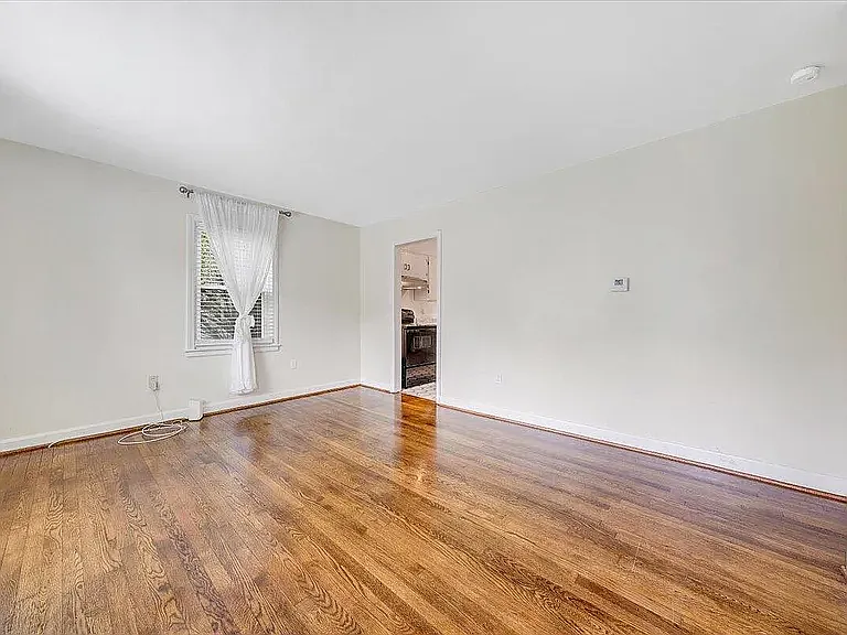 1218 Grayson Ave NW — Photo 8