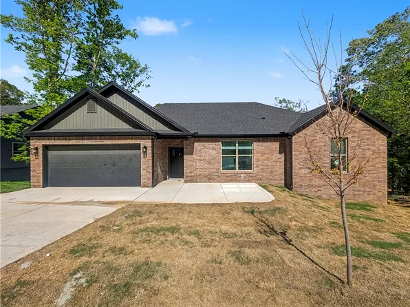 92 Ayr Dr, Bella Vista, AR 72715