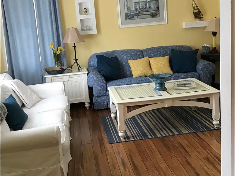 111 Higman Park Hl — Photo 10