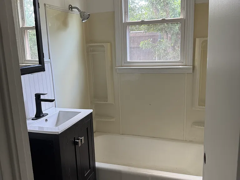736 Corbin Ave — Photo 6