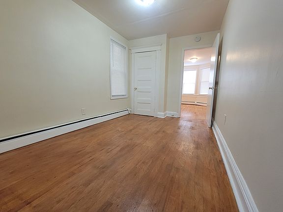 3rd image of 166 Highland Ave #29E