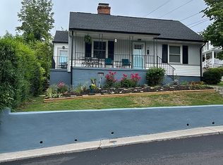 18 Diamond St, Lexington, VA 24450
