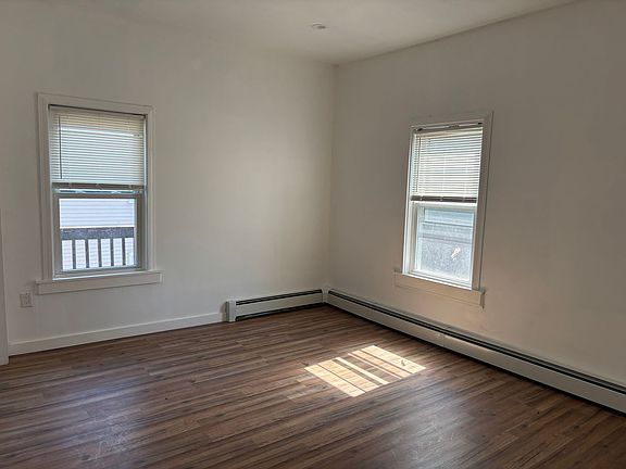 5th image of 17 Armington St #2