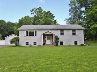 171 Daniels Rd, North Adams, MA 01247
