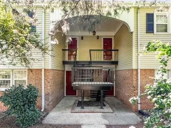 4605 Coronado Dr, Charlotte, NC 28212