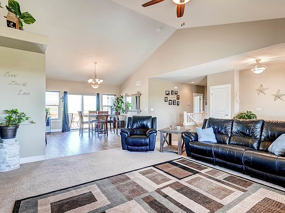 5th image of 6229 Black Forest Dr