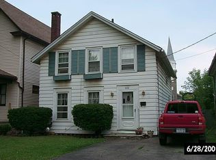 824 Lincoln Pl, Niagara Falls, NY 14305