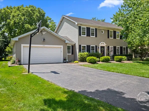 1509 Bonaventure Dr, Naperville, IL 60563