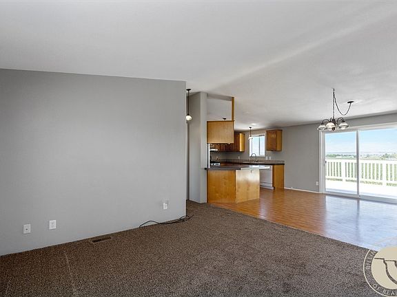5th image of 2085 S 13th Rd