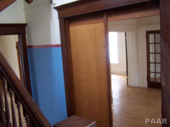 2nd image of 501 E Illinois Ave