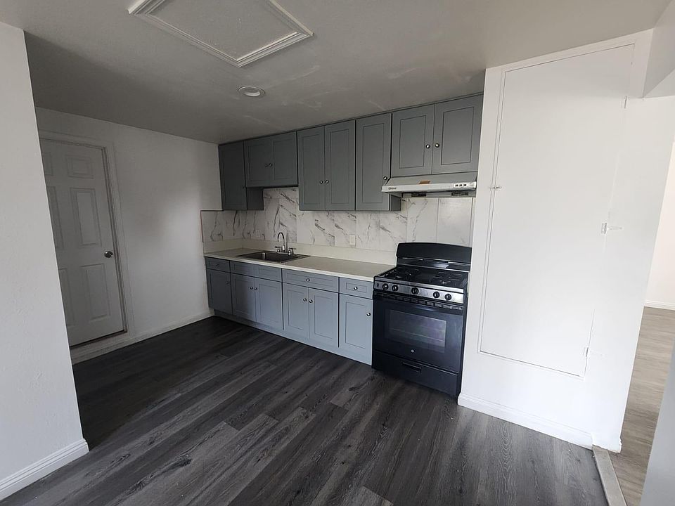 1st image of 9490 Elm Ave