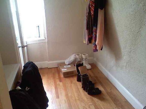 5th image of 103 Oxford St