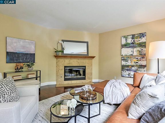5th image of 115 Provence Rd