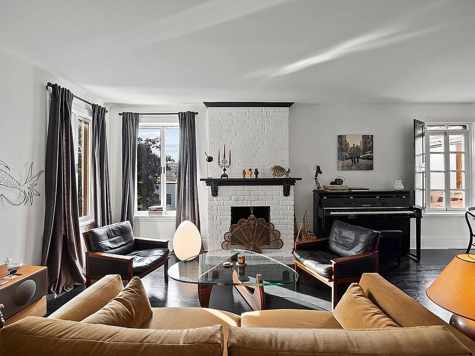 1st image of 382 3rd St APT 5
