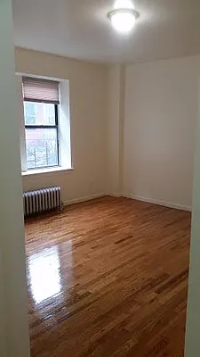 Rented by Lang Realty LLC | media 27