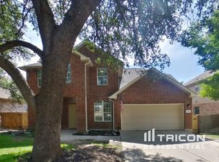 405 Red Hawk Dr, Leander, TX 78641