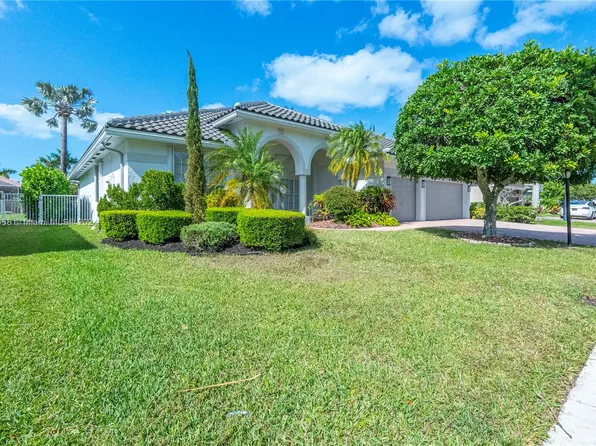12236 Rockledge Cir, Boca Raton, FL 33428