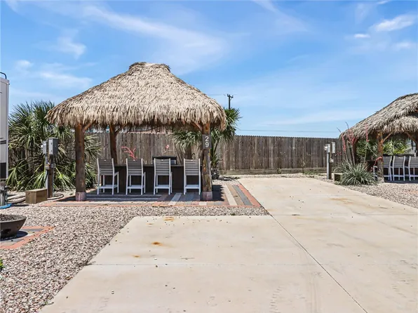 1100 Port St #29, Pt Aransas, TX 78373
