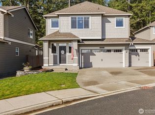 3025 Fiddleback St NE, Lacey, WA 98516