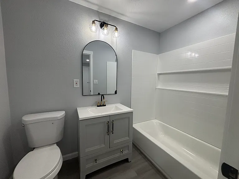 805 Rhode Island Ave — Photo 8
