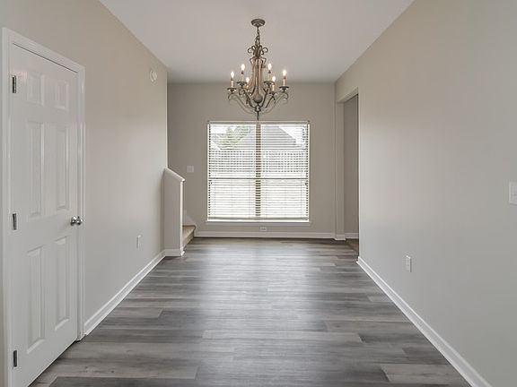 5th image of 449 Park Lake Dr