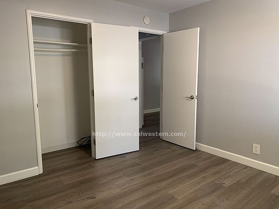 4th image of 385 S 4th St APT 6