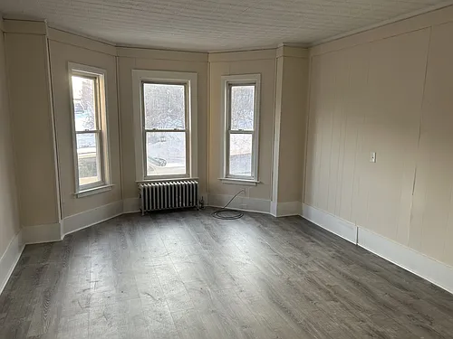 230 Pleasant St #1 Photo 1