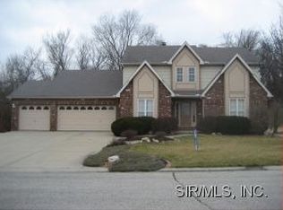 2039 Greenbrier Dr, Collinsville, IL