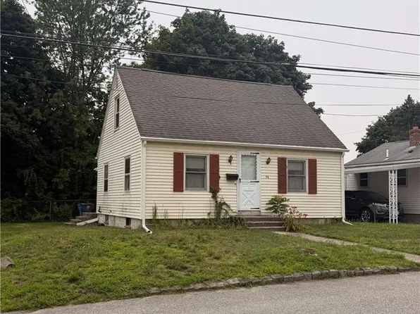 56 Caporal St, Cranston, RI 02910