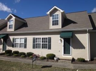 1107 Kensington Pl, Johnson City, TN 37615