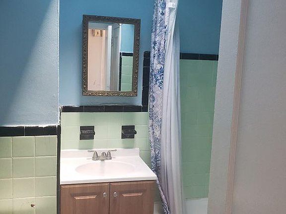 4th image of 6718 Frankford Ave #2FOOR