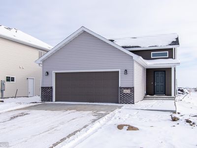 6674 Belding Dr S, Fargo, ND, 58104
