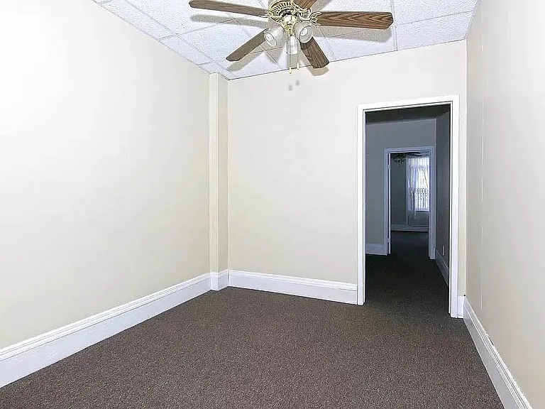 20-23 Steinway St #2F — Photo 3