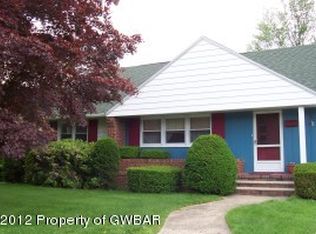 35 Shoemaker St, Forty Fort, PA 18704