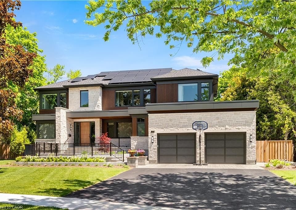 1st image of 26 Golfview Pl