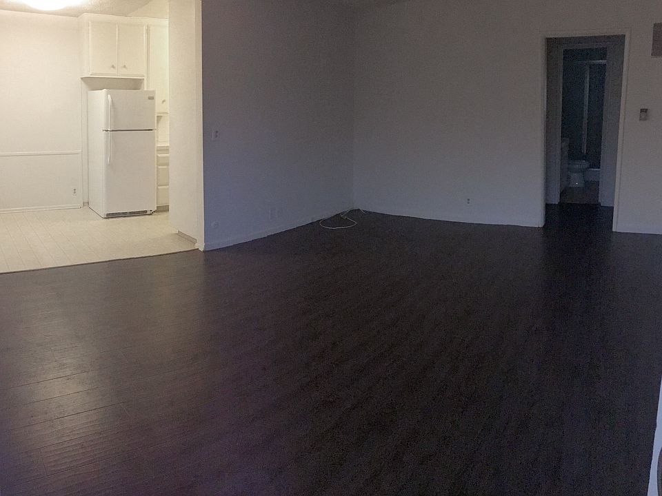 1st image of 812 N Martel Ave APT 8