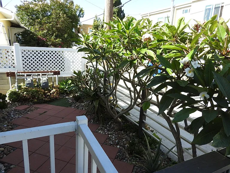 3700 Crestwood Pl — Photo 4