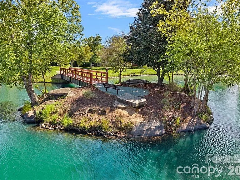 10713 Serape Rd — Photo 38