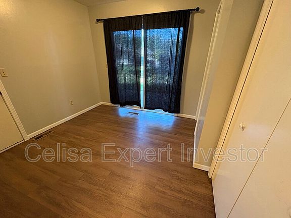 3rd image of 203 Washburn Ave