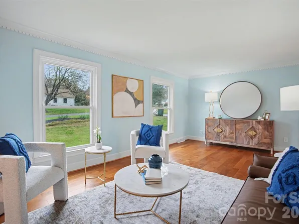 4212 Montibello Dr, Charlotte, NC 28226