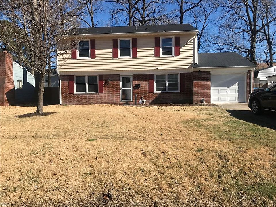1st image of 424 Dauphin Ln