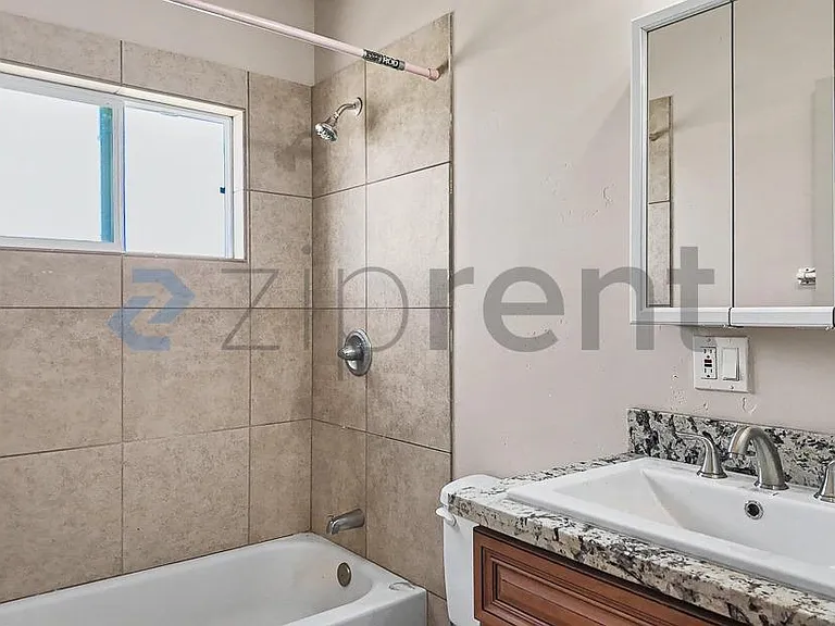 7604 28th St #MAIN HOUSE — Photo 54