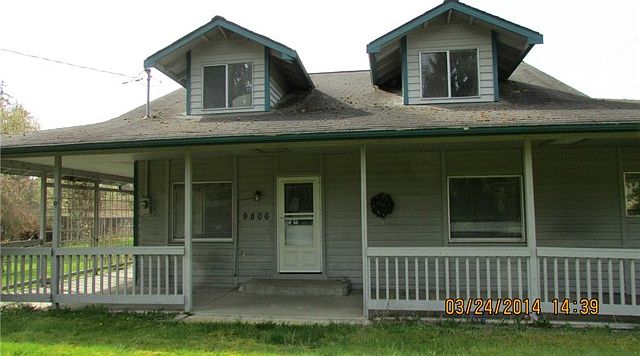 1st image of 9806 Woodland Ave E