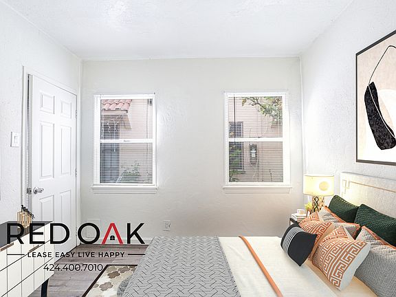 3rd image of 540 W 49th St #1/2